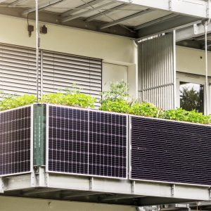 Solar Panels on Balcony of Apartment Building. Modern Balconies https://ukrsolar.com.ua/wp-content/uploads/2023/08/Balkonkraftwerk_gekauft-300x300.jpeg